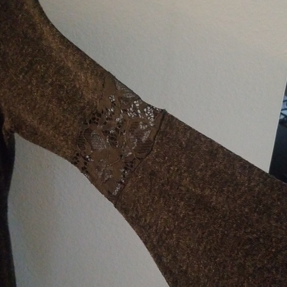 Dress - Picture 3 of 4